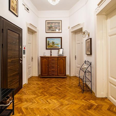 Aristocratic 2Bdrm Central Apartment Βάρνα Εξωτερικό φωτογραφία
