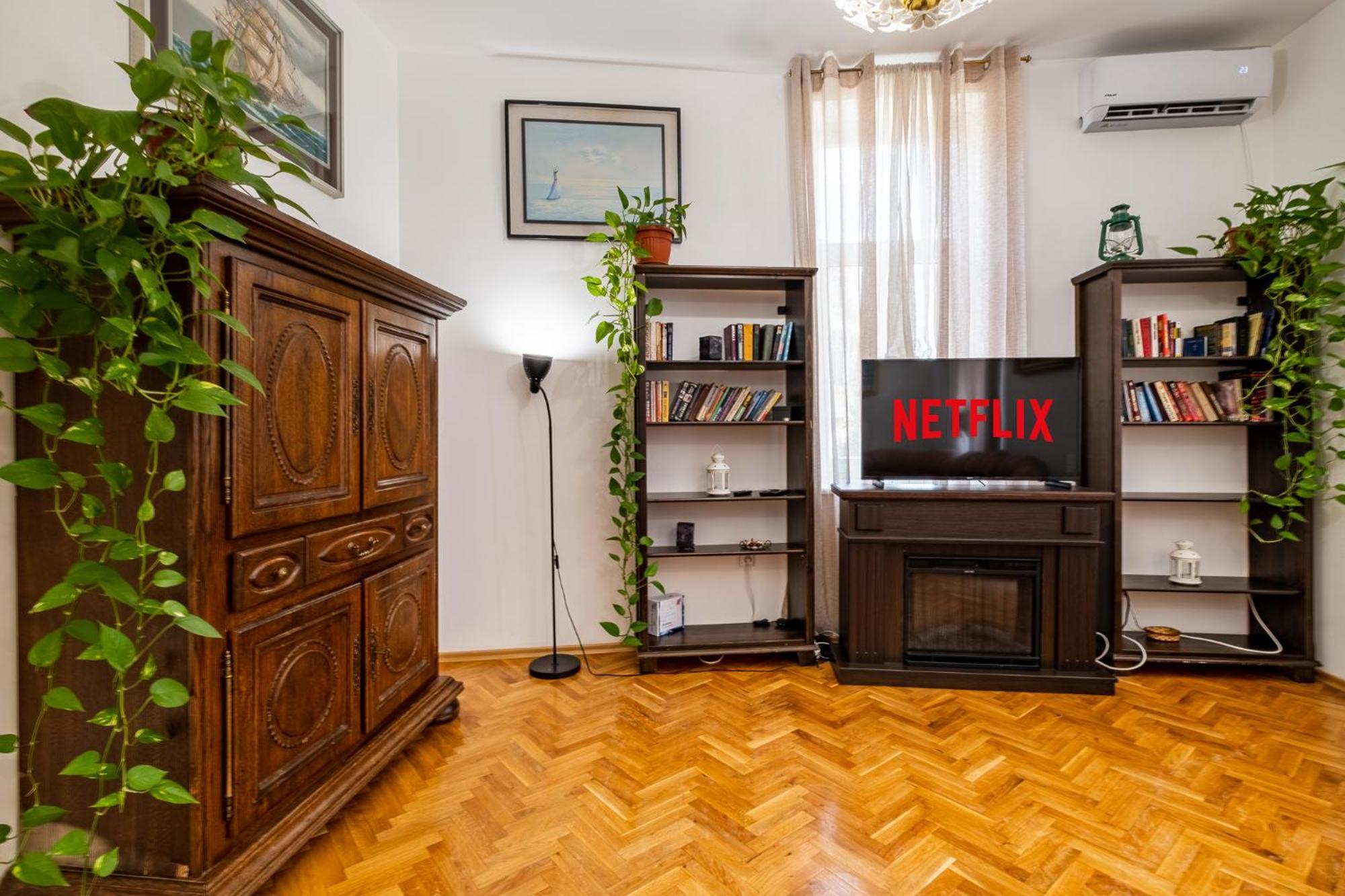 Aristocratic 2Bdrm Central Apartment Βάρνα Εξωτερικό φωτογραφία